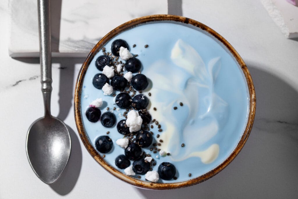 Kéfir bebible con Espirulina